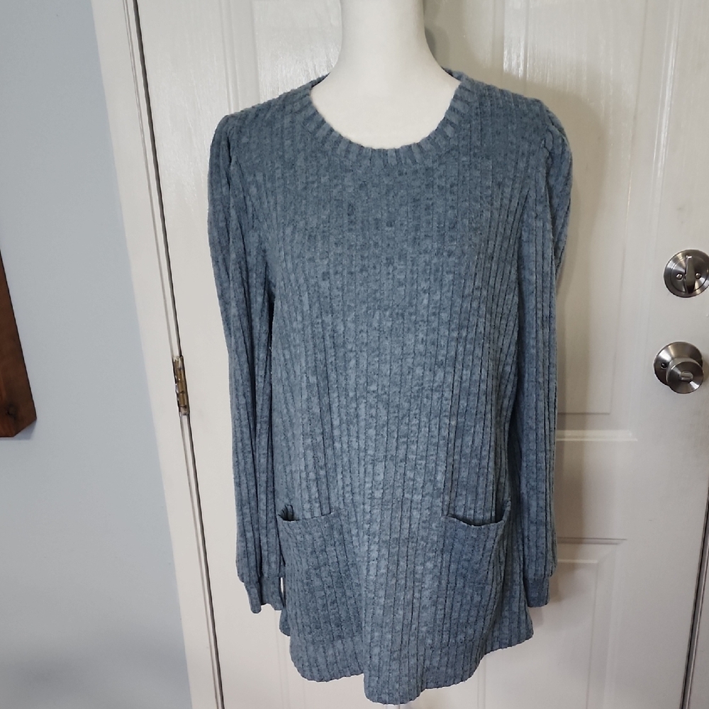 Qeefan Blue Sweater with Pockets
